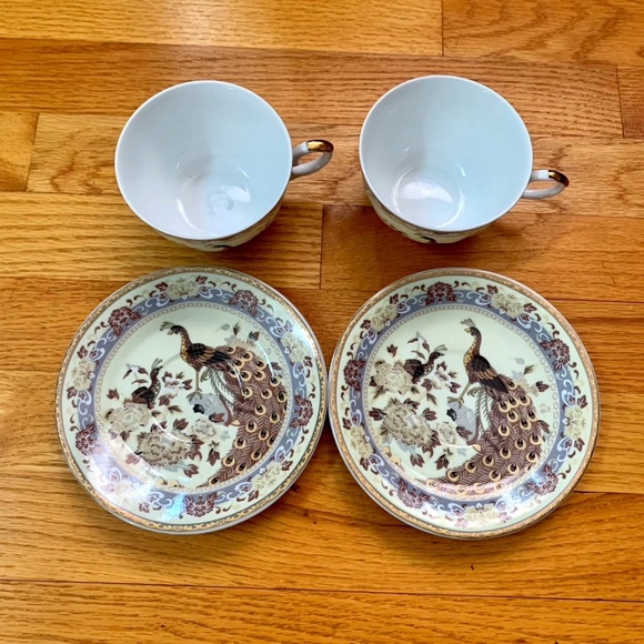 Fine Porcelain tea cups (set of 2) - Picture 1 of 6